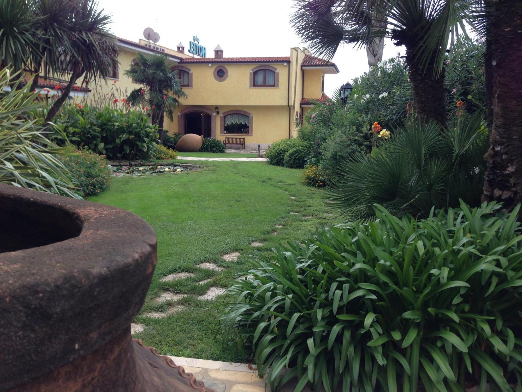 La Locanda Del Cavaliere Borgo Montello Εξωτερικό φωτογραφία