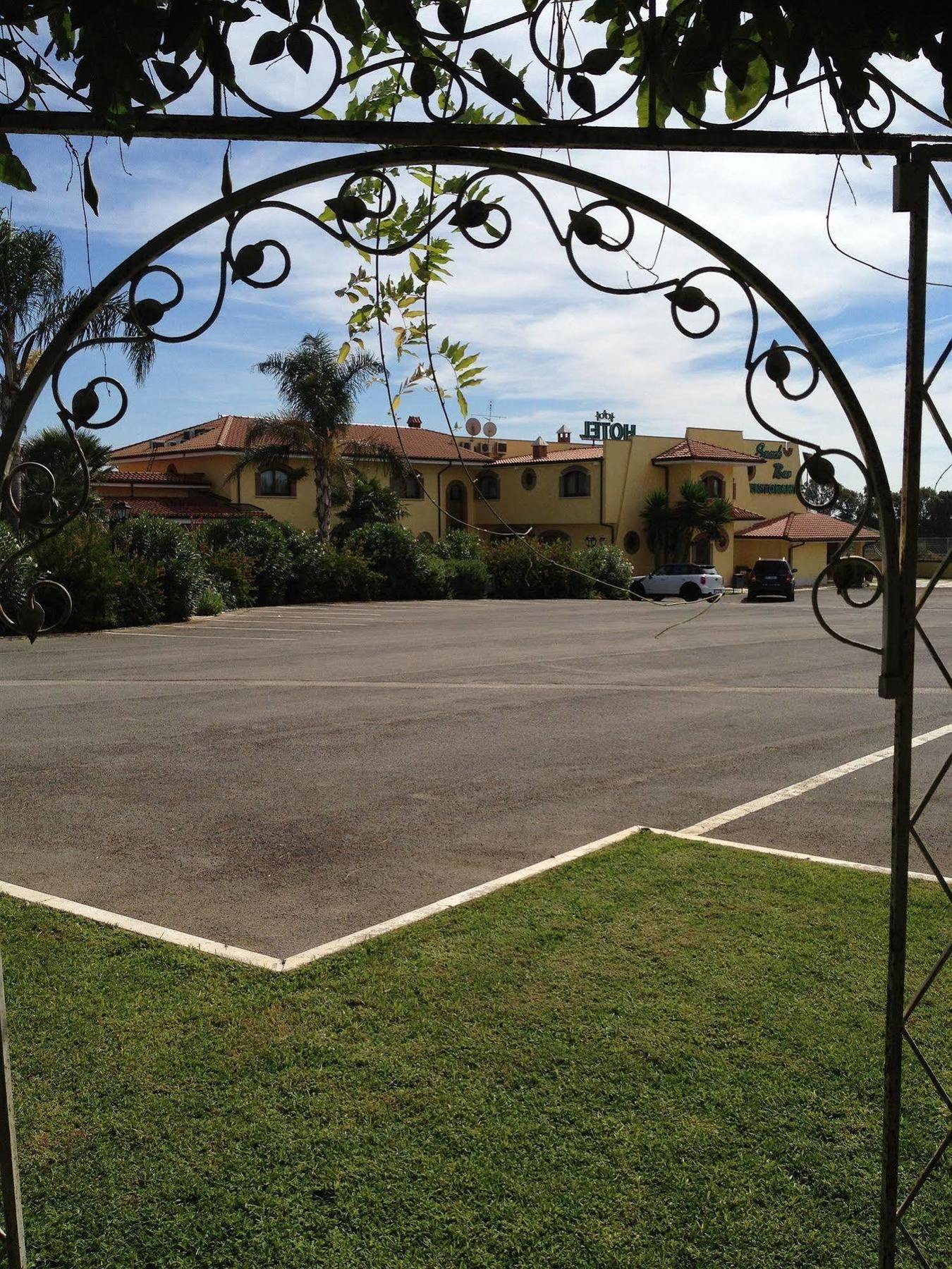 La Locanda Del Cavaliere Borgo Montello Εξωτερικό φωτογραφία